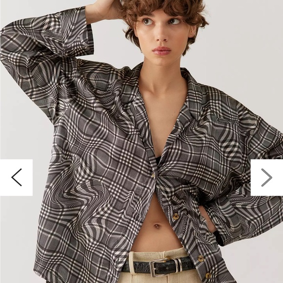 Urban outfitters Supernova Souvenir button down shirt. Worn once. Perfect shape. - Picture 4 of 10